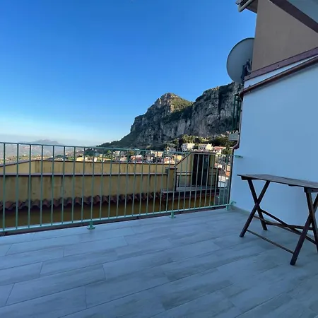 بيت ضيافة Raggio Di Sole 3*
